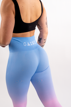 Load image into Gallery viewer, Seamless Leggings, Light Blue/Pink Ombre