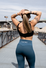 Load image into Gallery viewer, Seamless Leggings, Navy Blue
